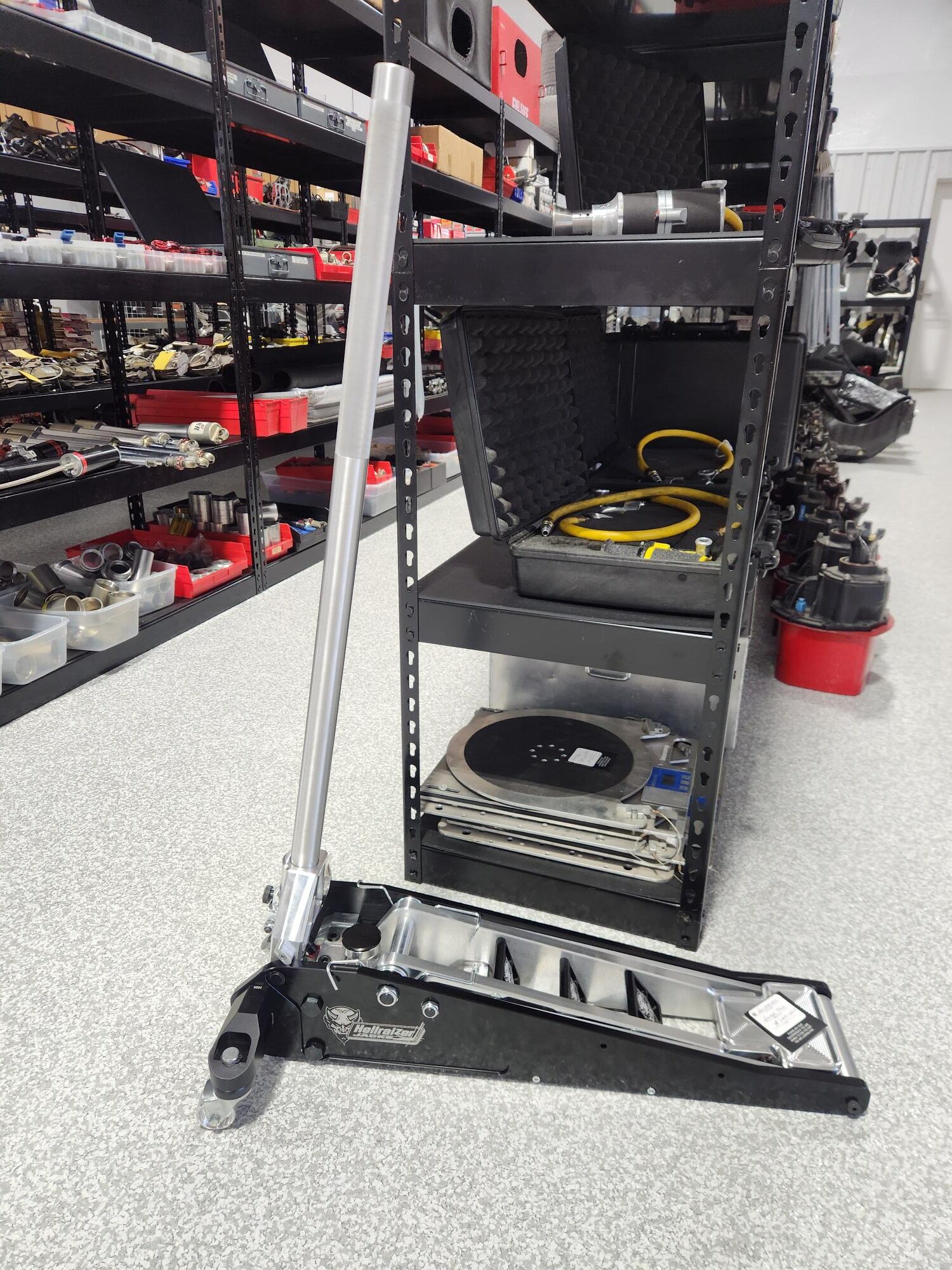 HELLRAIZER GARAGE JACK – Circle Track Warehouse Inc.