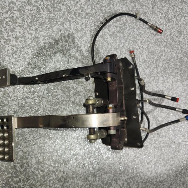 USED NASCAR PARTS – Circle Track Warehouse Inc.